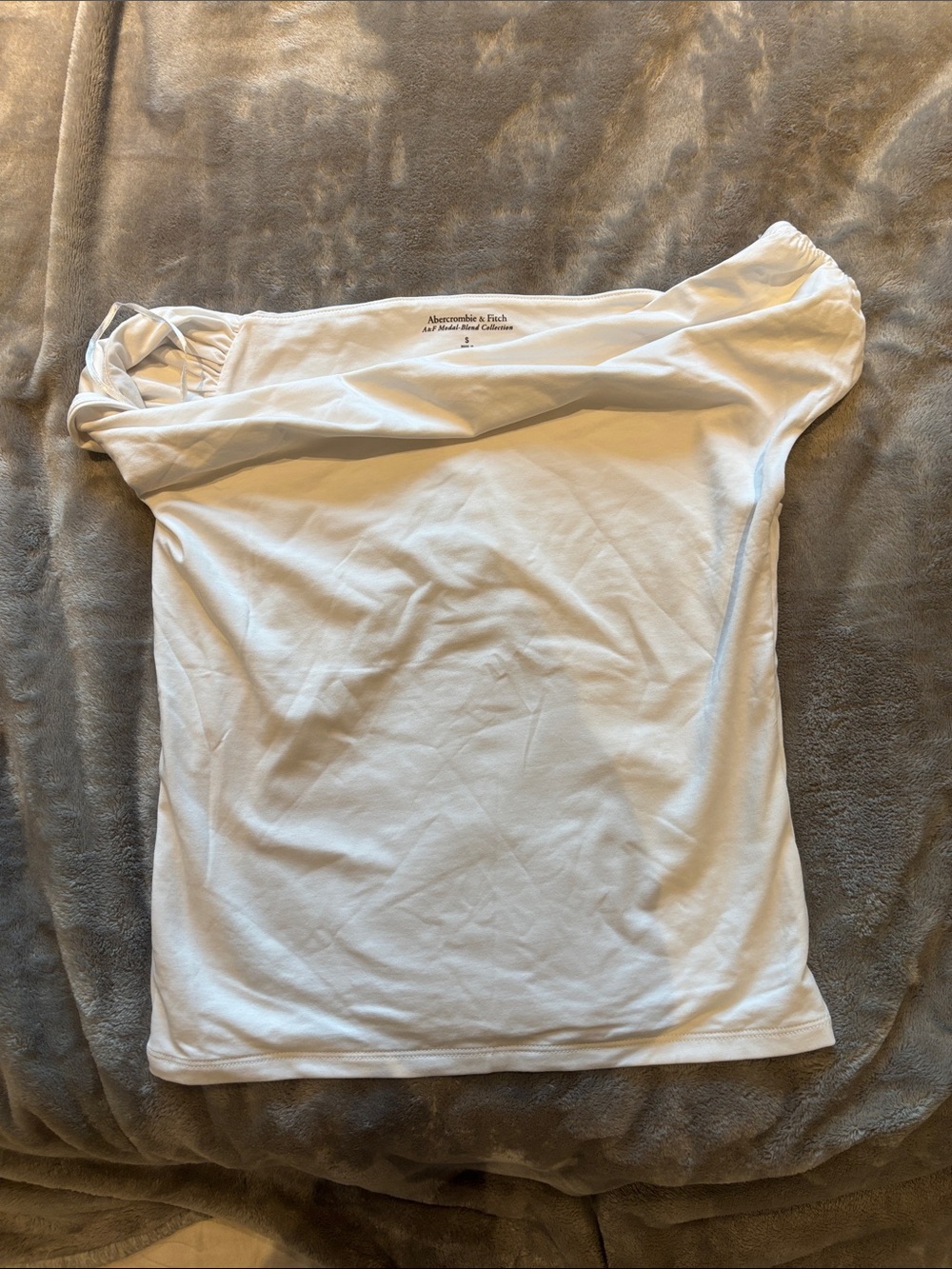 Abercrombie & Fitch White Off-Shoulder Braided-Detail Top